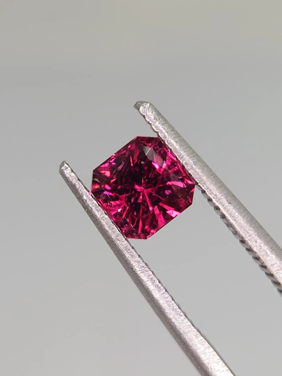 0.8ct Natural Umbalite Garnet from Tanzania — view 5